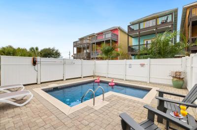 Zelie Beach Paradise